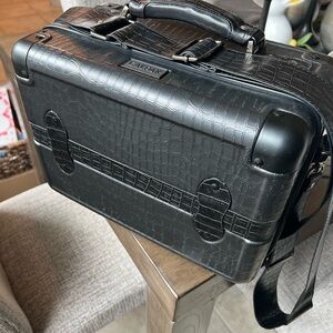 COPY - Calpak Trnk Vanity Case